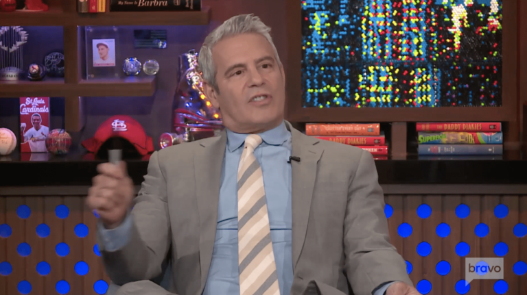 Andy Cohen promet que Real Housewives of Rhode Island sera très italien avec un drame authentique