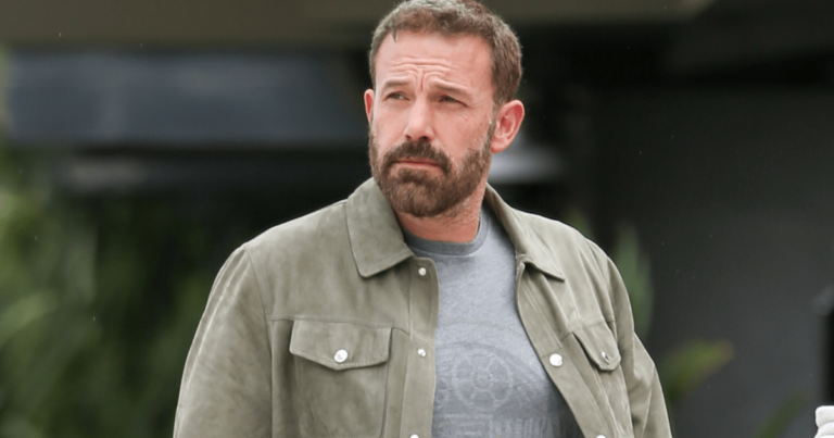 Ben Affleck admet qu'il «aime toujours les latinas» au milieu de la divorce de Jennifer Lopez