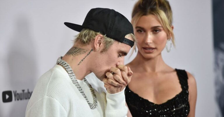 Justin Bieber pousse les boutons de Hailey Bieber en «  Smooching d'autres femmes '', dit «source»