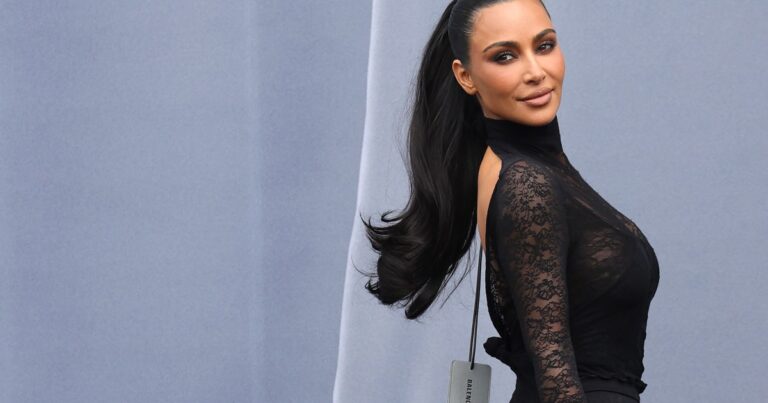 Kim Kardashian dans la bande-annonce de Ryan Murphy's All's Fair