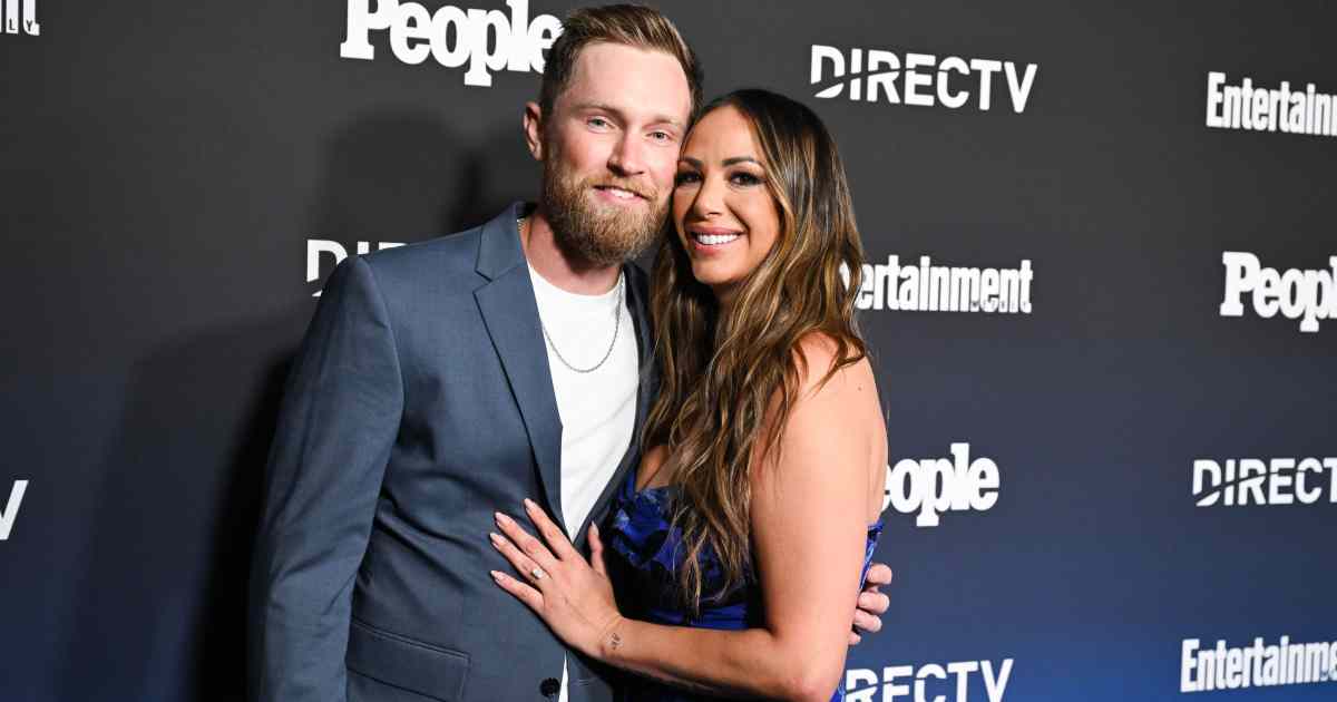 Kristen Doute et Luke Broderick Pause Plans de mariage