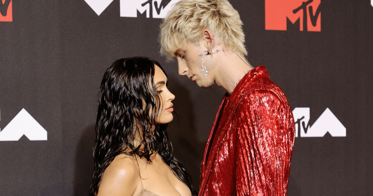 Megan Fox est «encouragée» après avoir vu les efforts de MGK, affirme «Source»