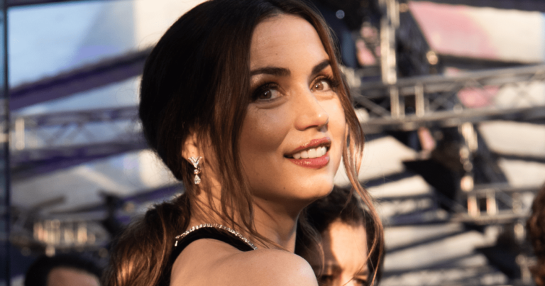 Ana de Armas veut quitter tout ce qui est romantique avec Tom Cruise, dit 'Source'