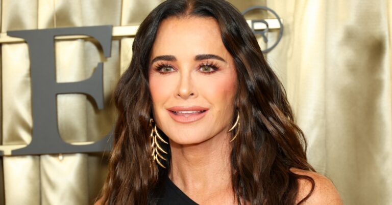 Andy Cohen confirme le retour de Rhobh de Kyle Richards