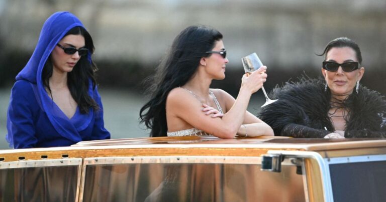 Kylie et Kendall Jenner, Khloe n'ont pas été invités au mariage de Jeff Bezos, dit 'Source'