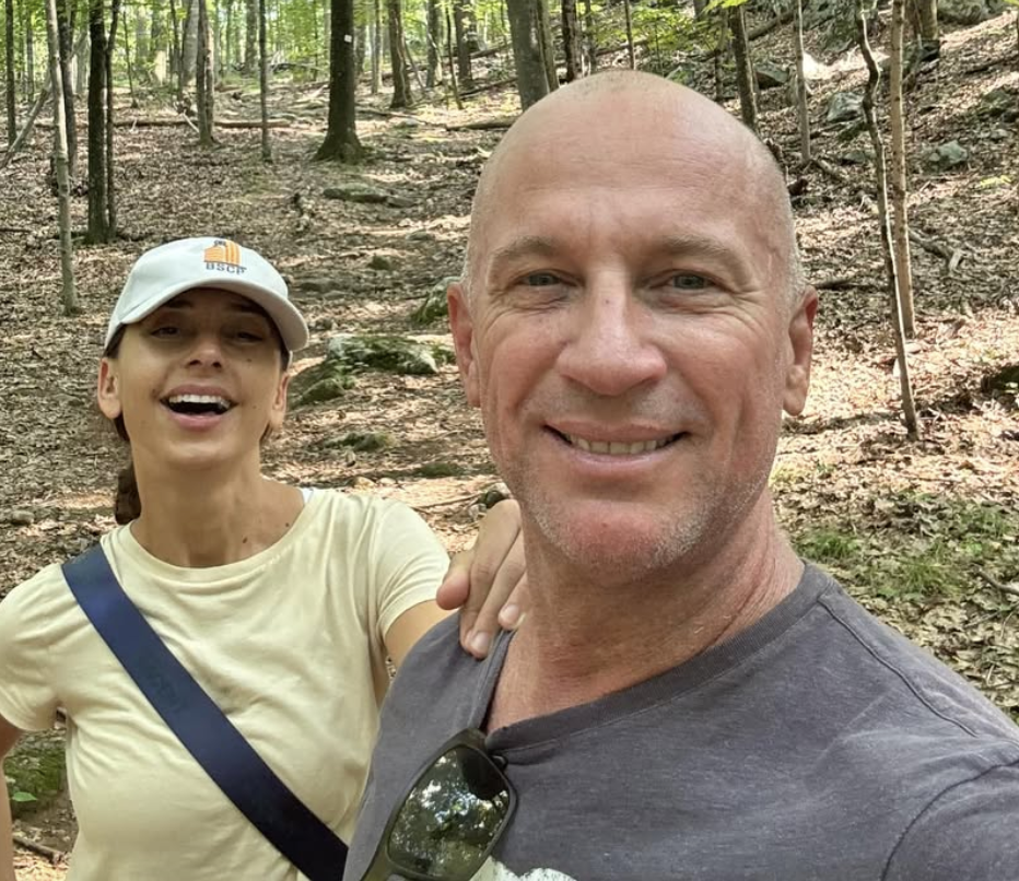 Capt Kerry avec sa petite amie 