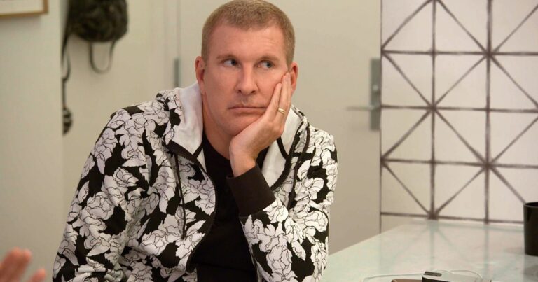 Les commentaires les plus controversés de Todd Chrisley depuis qui ont quitté la prison