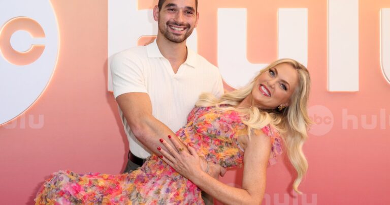 Elaine Hendrix promet la première danse «phénoménale» avec Alan Bersten