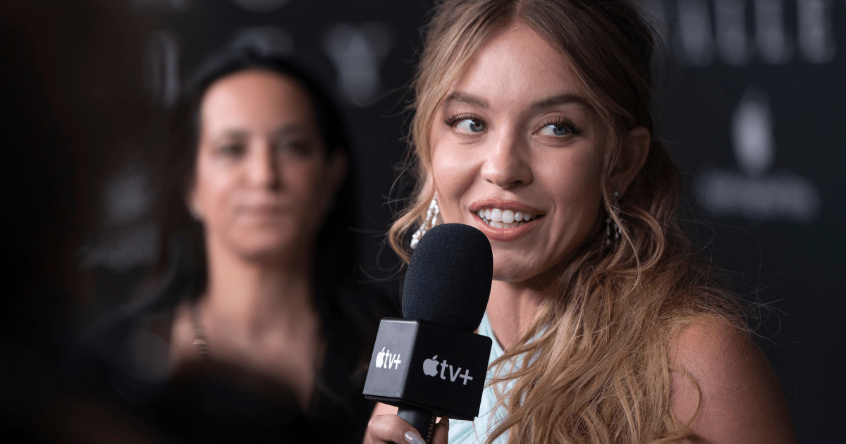 Sydney Sweeney ferme les jeans aigles américains à Tiff
