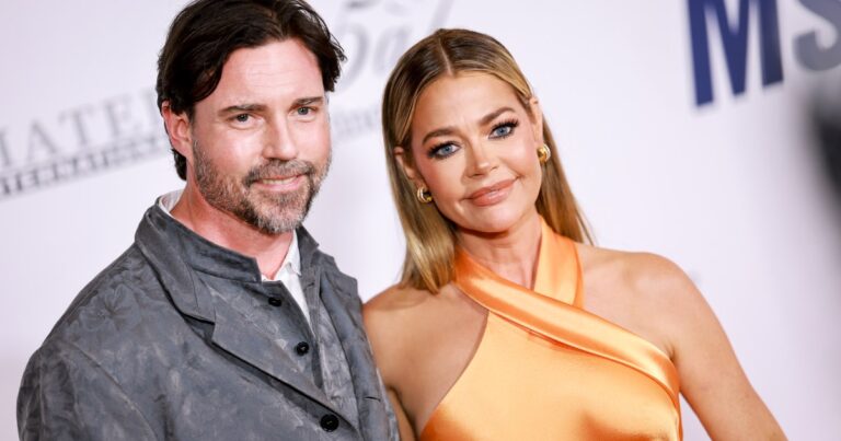 Aaron Phypers accusé d'avoir menacé son cousin suite au témoignage d'abus présumé de Denise Richards