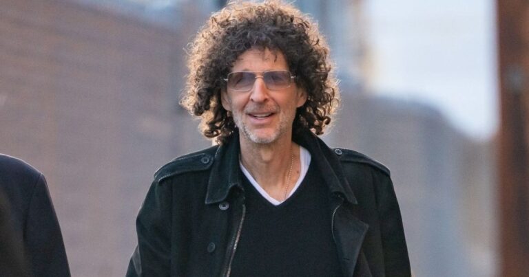 Howard Stern répond aux commentaires « trop réveillés » et aux rumeurs de licenciement