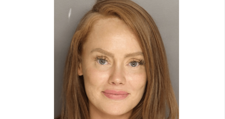 Kathryn Dennis de Southern Charm POURSUITE par une victime d'un accident de voiture DUI en 2024 – alors qu'elle est derrière les barreaux !