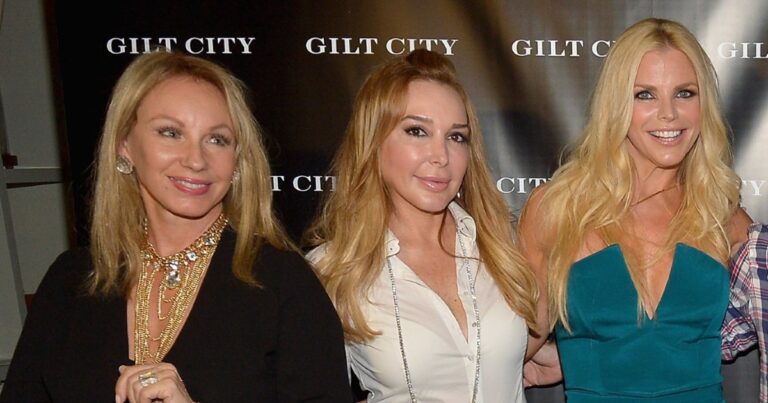 RHOM Alun Lea Black claque Alexia Nepola et « Sidekick » Marysol Patton