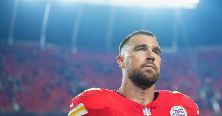 Travis Kelce domine les statistiques de réception lors de la troisième victoire de la saison des Chiefs
