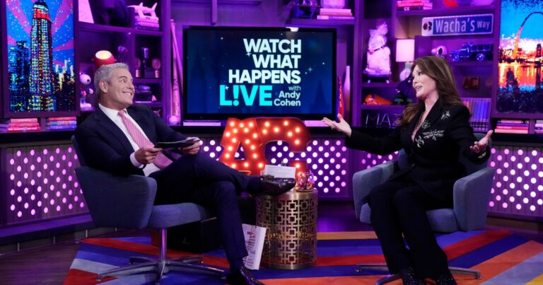 Andy Cohen envoie un SMS à Lisa Vanderpump à propos du changement de casting de RHOBH
