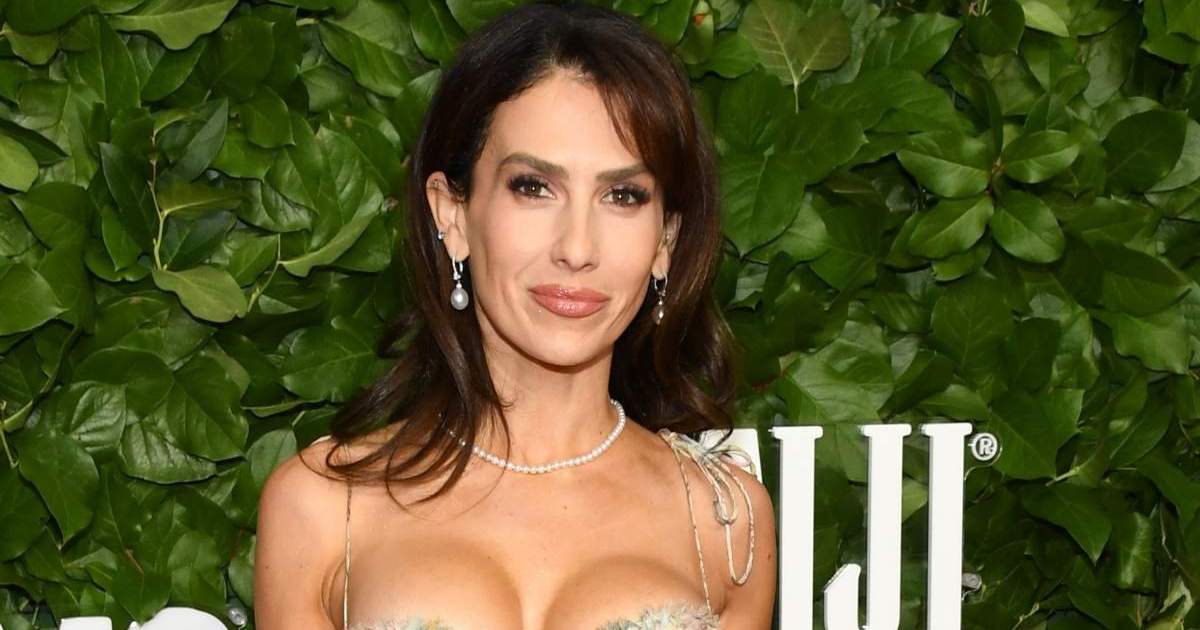 Hilaria Baldwin s'entraîner en sous-vêtements est un incontournable