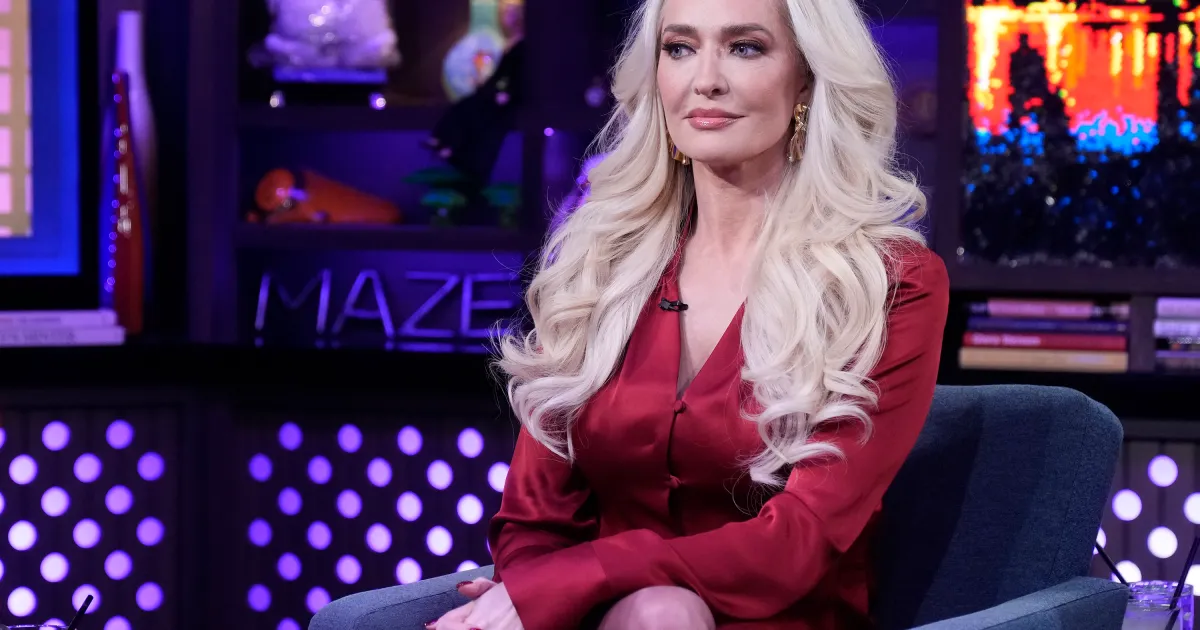 Erika Jayne de RHOBH dénonce le comportement de Castmate