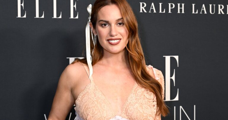 Hannah Berner révèle apparemment qu'elle est enceinte sur un podcast