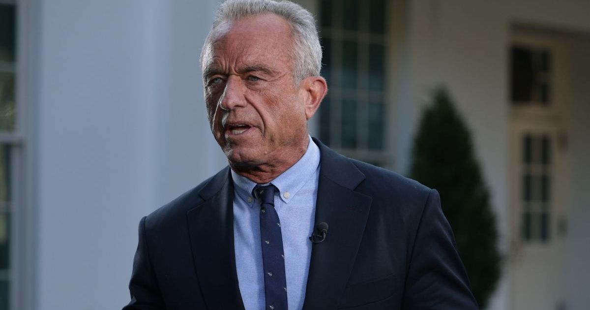 Jon Hamm Meme Recreation de RFK Jr. ne parvient pas à impressionner Internet