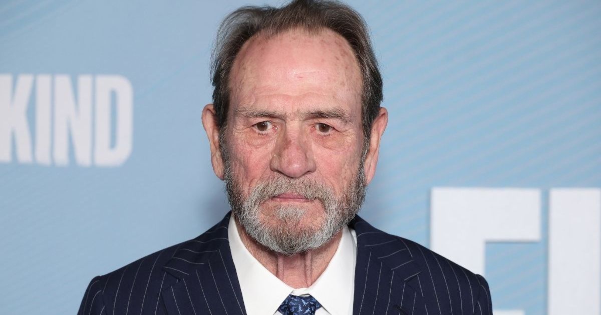 La fille de Tommy Lee Jones, âgée de 34 ans, retrouvée morte dans un hôtel – rapport