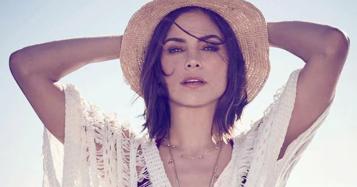 Le retour en arrière de Jenna Dewan comprend une photo en bikini