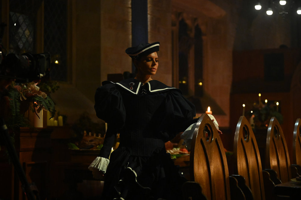 Lisa Rinna porte l'amulette maudite dans The Traitors saison 4 épisode 7 