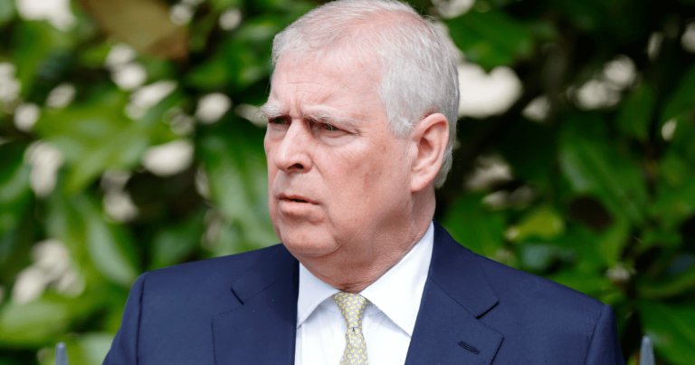 Les camions de déménagement de l'ex-Prince Andrew font face à un barrage routier hilarant – Rapport
