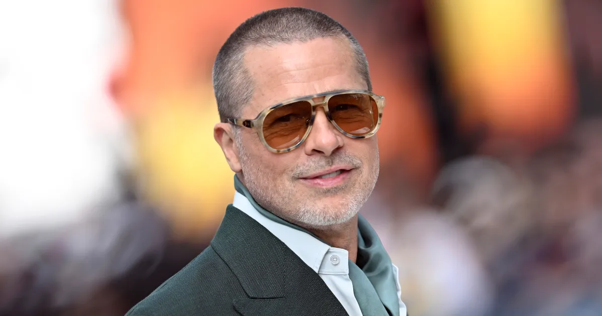 Brad Pitt fait face à des questions de chirurgie plastique après un look rajeuni à 62 ans