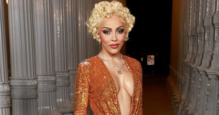 La robe transparente Ralph Lauren de Doja Cat est aussi nette que possible
