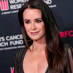 Kyle Richards détaille le service commémoratif « émouvant » de Robert Cosby Jr.