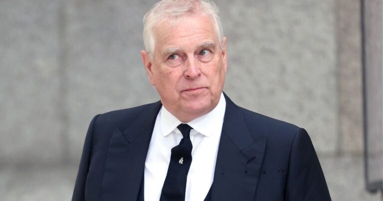 L'ex-prince Andrew aurait été piqué par un autre privilège royal et une perte de « statut »