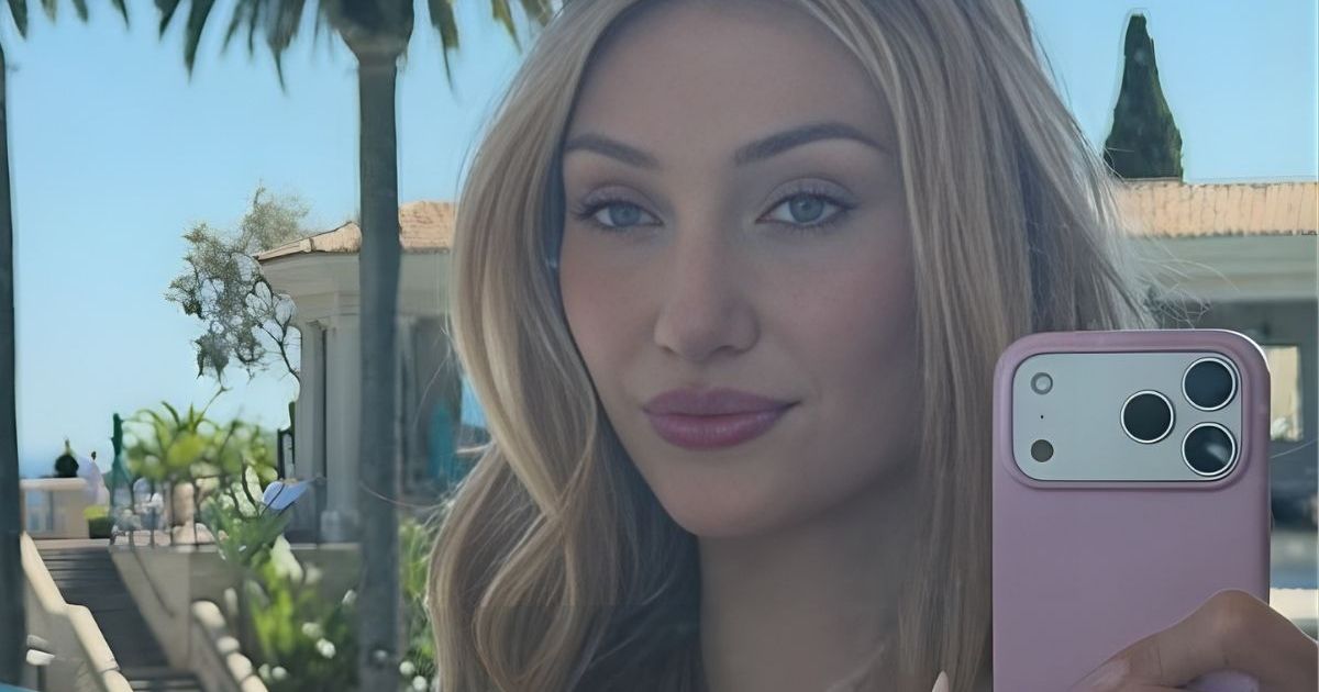 Le haut entièrement transparent de Cameron Brink est le point culminant de son enterrement de vie de jeune fille