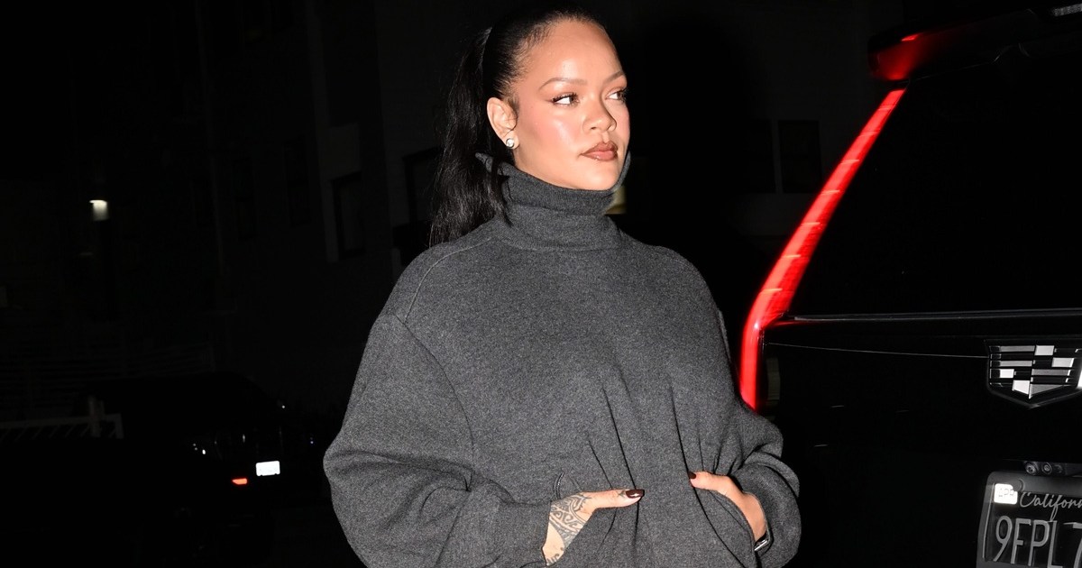 La collection de lingerie audacieuse de Rihanna est si intense que les fans ne peuvent s'empêcher de dire "Hot Hot"