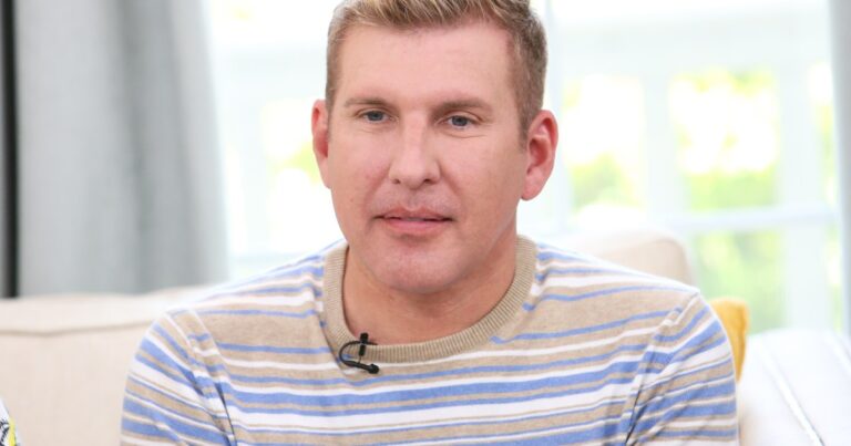 Un ancien employé du gouvernement vise le paiement de Todd Chrisley