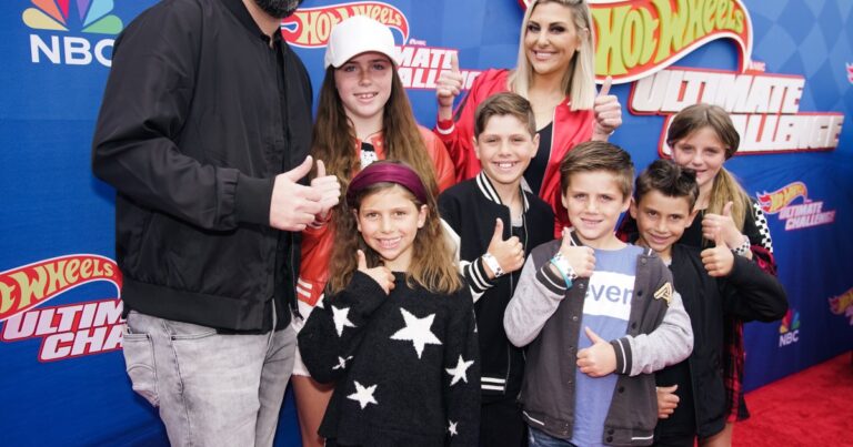 Le fiancé de la star du RHOC Gina Kirschenheiter remporte la bataille pour la garde