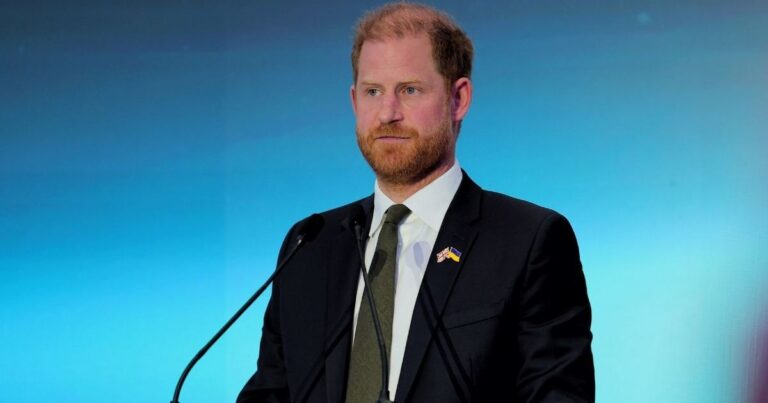 Le prince Harry aborde les « erreurs du passé » tout en condamnant l'antisémitisme