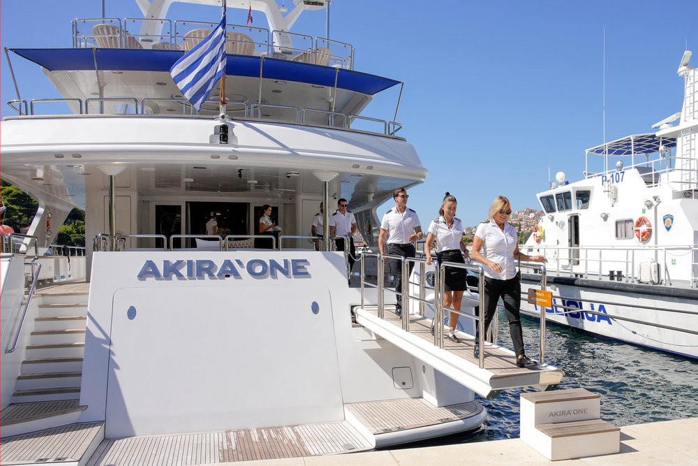 Casting de la saison 11 de la Méditerranée sous le pont