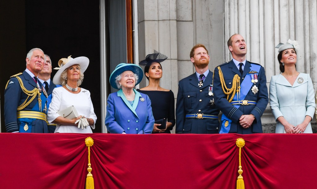Le prince Harry et Meghan Markle avec la famille royale