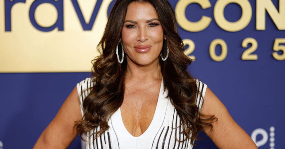 Emily Simpson du RHOC révèle ses secrets de perte de poids de 50 lb