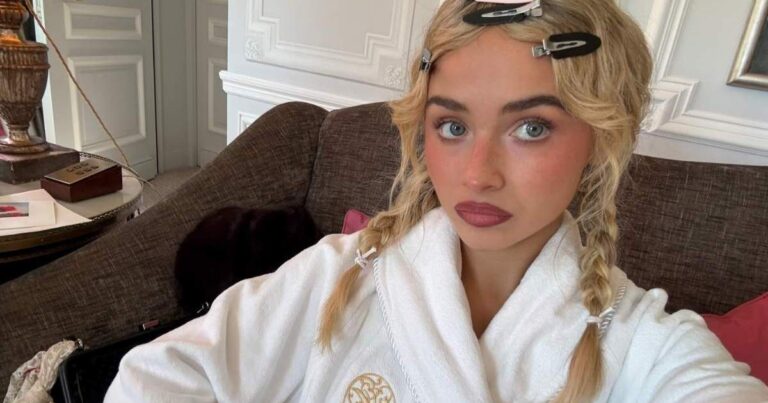 Le look dentelle plongeant de Sabrina Carpenter prend une tournure que vous n'aviez pas vue venir