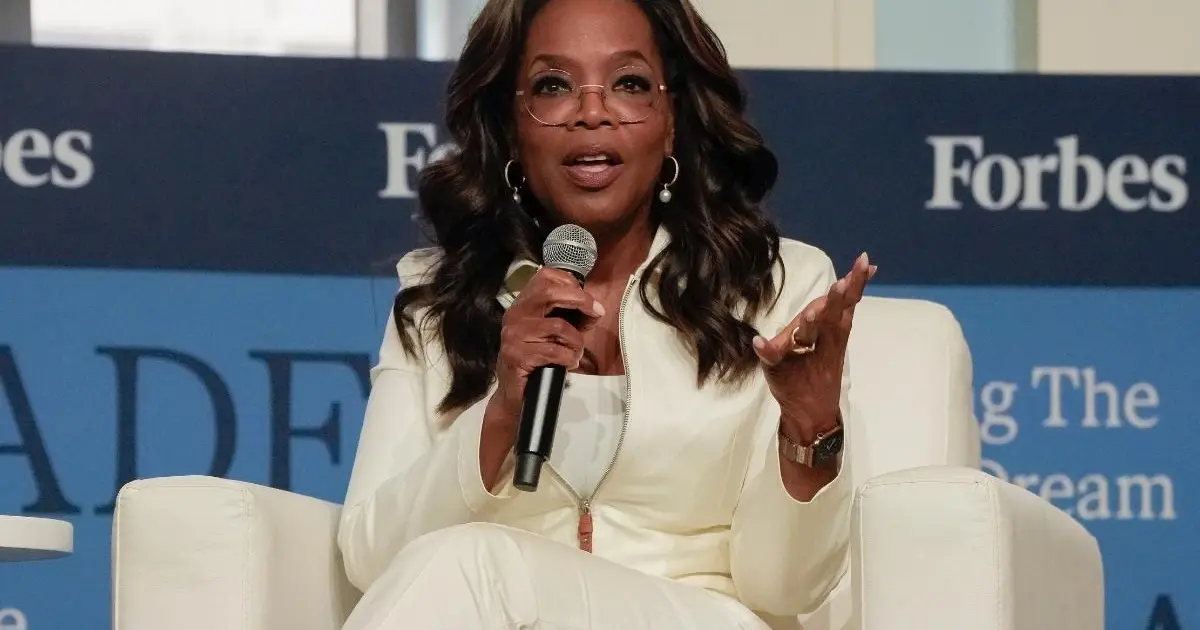 Oprah accusée de « faire marche arrière » après avoir revisité l'interview de Meghan Markle