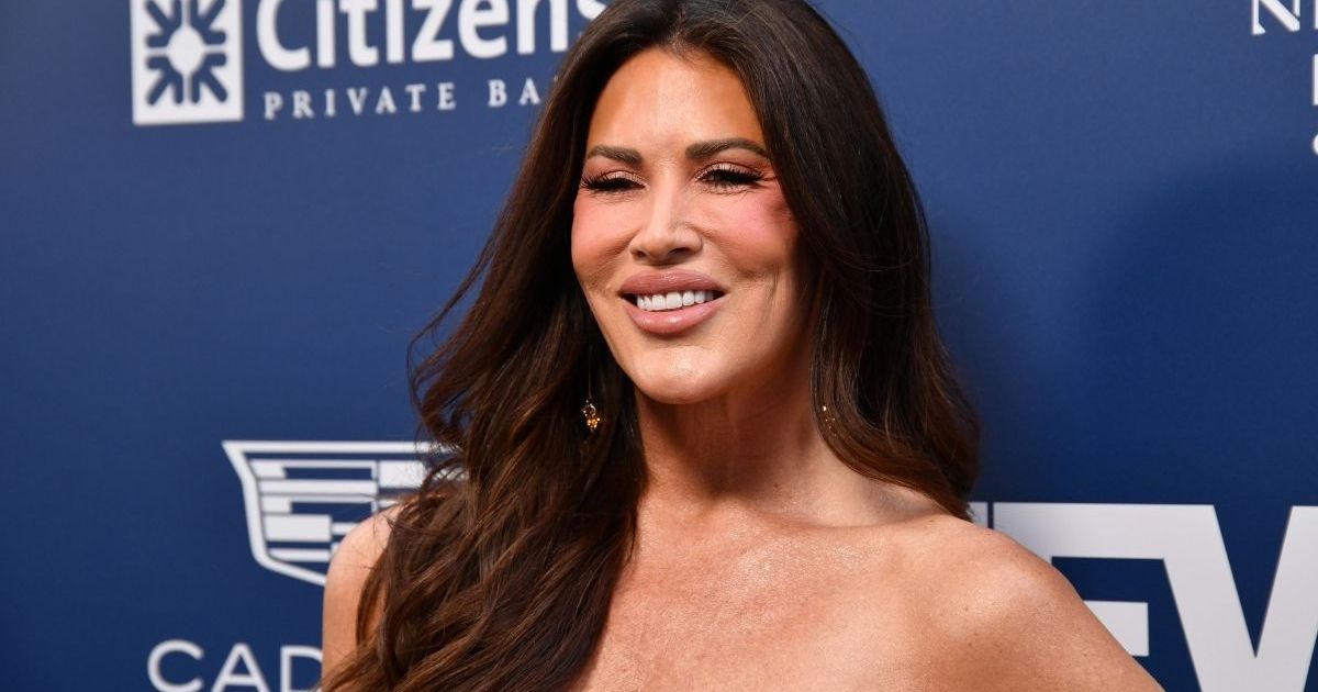 Emily Simpson du RHOC révèle comment le conflit de ses jumeaux a changé la vie à la maison