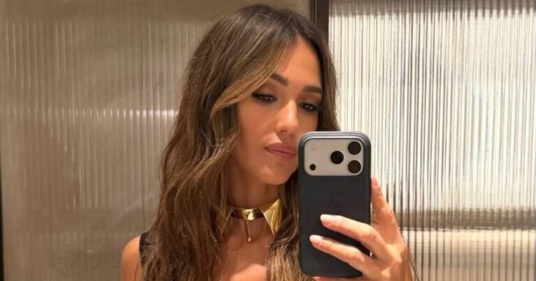 Jessica Alba est émue par le fait que sa fille adolescente grandisse « trop vite »
