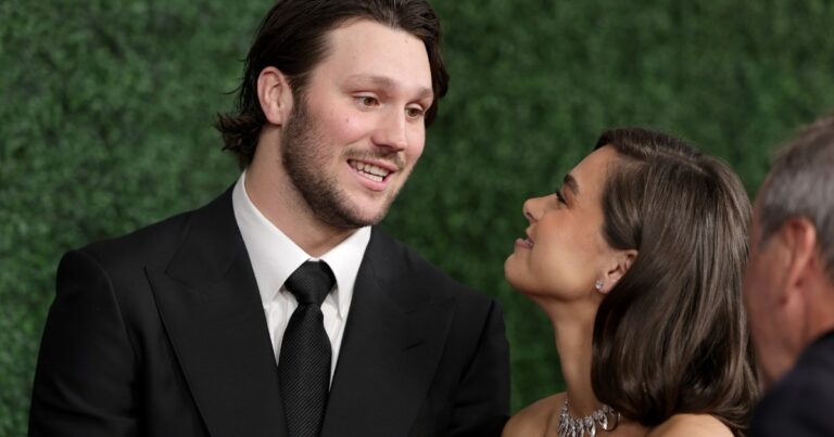 Josh Allen a un grand rêve pour sa petite fille et celle de Hailee Steinfeld