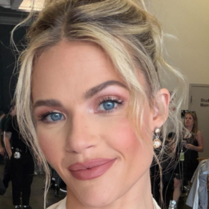 Witney Carson parle de son expérience Wingwoman