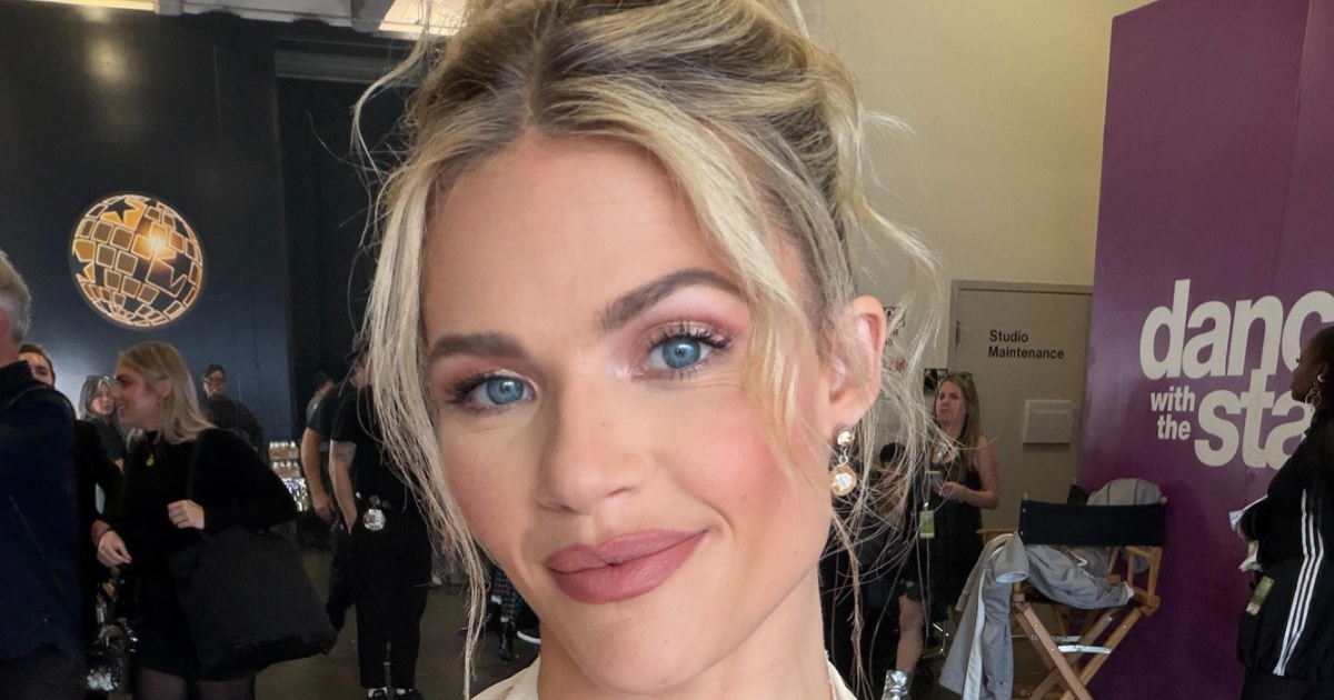 Witney Carson parle de son expérience Wingwoman