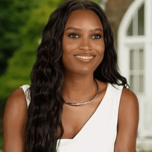 Ciara Miller répond aux critiques de DWTS Smile