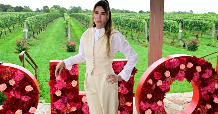 Les fans de RHONY ont-ils découvert la vraie raison pour laquelle Carole Radziwill est de retour ?