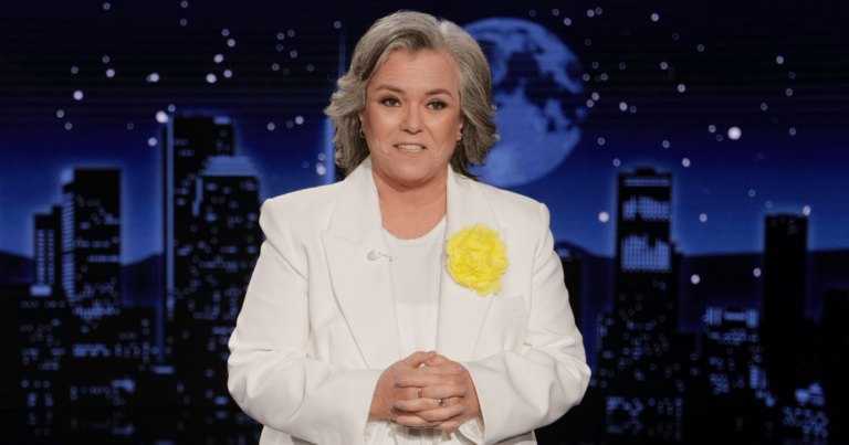 Rosie O'Donnell envoie un message de défi aux survivants d'Epstein