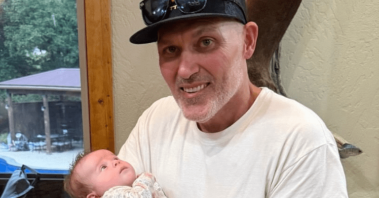 Steve McBee Sr. est de retour à la ferme après des mois derrière les barreaux